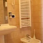 Renata Hotel 2*