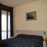 Renata Hotel 2*