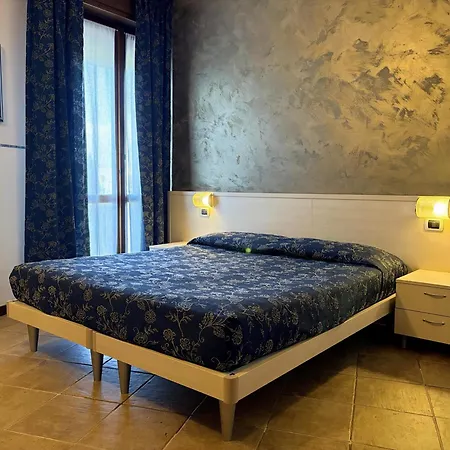 Hotel Renata 2*